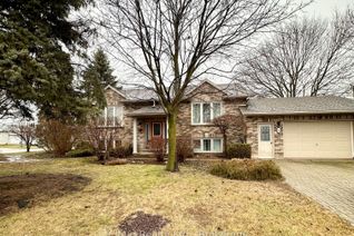 Bungalow for Sale, 86 GLENDALE Dr E, Tillsonburg, ON