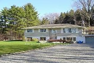 Bungalow for Rent, 5467 Cedar Springs Rd E, Burlington, ON