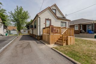 Detached House for Sale, 61 Hamilton St E, St. Catharines, ON