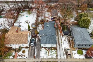 Duplex for Sale, 75 Avenue St #1-2, Oshawa, ON