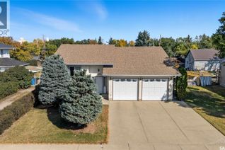 Detached House for Sale, 109 1st Avenue E, Gravelbourg, SK