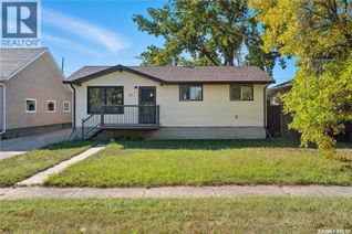 Detached House for Sale, 244 5th Avenue E, Gravelbourg, SK