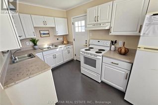 Duplex for Sale, 77 Blackfriars Street, London North (North N), ON