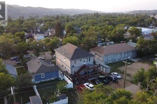 Property for Sale, 333 2 Street E, Drumheller, AB
