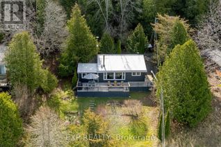 Detached House for Sale, 23 Pc Lane, Prince Edward County (North Marysburg Ward), ON