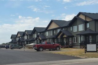 Townhouse for Sale, 6 815 5th Street Ne, Weyburn, SK