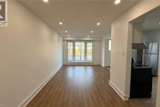 Bungalow for Rent, 88 Longford Drive, Newmarket, ON