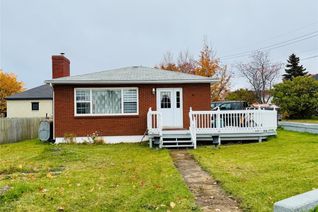 Detached House for Sale, 4 Scout Road, Botwood, NL