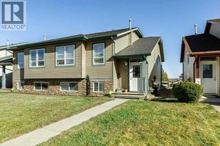 Duplex for Sale, 7017 Deer Street, Lacombe, AB