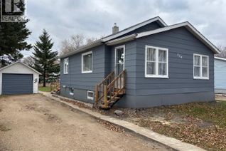 Bungalow for Sale, 224 3rd Avenue W, Canora, SK