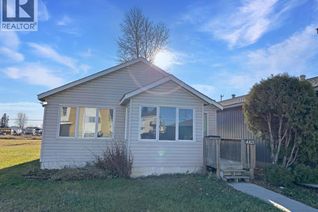 House for Sale, 4821 51st Avenue, High Prairie, AB