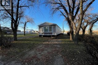 Property for Sale, 118 2 Avenue E, Lafleche, SK