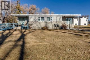 Bungalow for Sale, 5218 & 5216 56 Ave, Ponoka, AB Bungalow for Sale, 5218 & 5216 56 Ave, Ponoka, AB