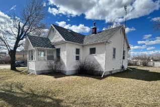 House for Sale, 204 Grand Avenue, Carmangay, AB