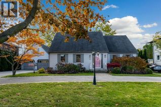 Property for Sale, 24 Lake Street, Grimsby, ON