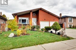 Backsplit for Sale, 18 Pavarotti Court, Hamilton (Gershome), ON Backsplit for Sale, 18 Pavarotti Court, Hamilton (Gershome), ON