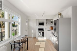 Property for Sale, 4201 Tyndall Ave #2202, Saanich, BC