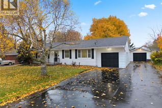 Property for Sale, 3 Algonquin Avenue, Dundas, ON