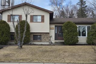 Sidesplit for Sale, 35 Bastedo Cres, Marathon, ON