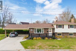 Sidesplit for Sale, 671 Nelson Street, Wallaceburg, ON
