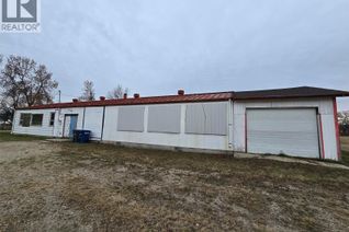 Detached House for Sale, 250 4th Avenue, Broadview, SK