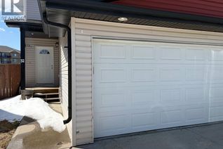 Duplex for Sale, 6802 50 Avenue #32, Camrose, AB