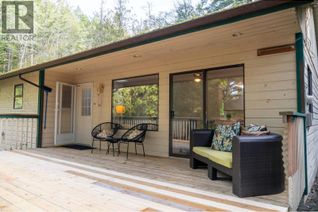 Bungalow for Sale, 37150 Schooner Way, Pender Island, BC