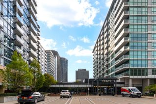 Property for Sale, 19 Singer Court #Th2, Toronto (Bayview Village), ON