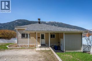 Cottage for Sale, 1200 Front Street, Nelson, BC