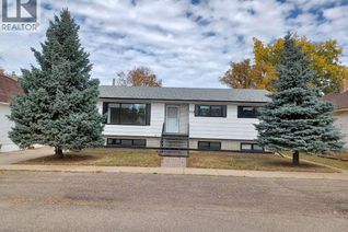 Detached House for Sale, 113 5th Avenue, Gravelbourg, SK
