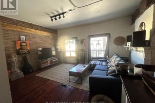 Property for Rent, 1297 Gerrard Street E #A, Toronto (Greenwood-Coxwell), ON