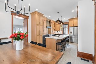 Detached House for Sale, 6 Dundas St W, Erin, ON