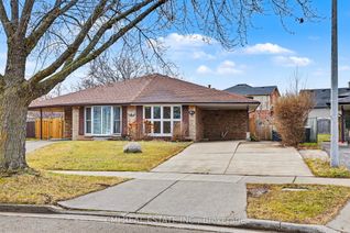 Backsplit for Sale, 61 1/2 Eastbury Dr, Hamilton, ON