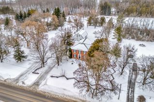 Detached House for Sale, 449 Harmony Rd, Belleville, ON