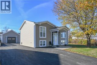 House for Sale, 8 Rue Hach&eacute;, Caraquet, NB