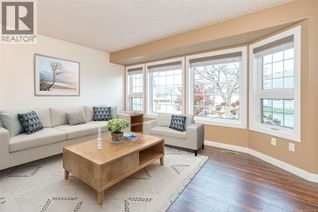 Townhouse for Sale, 815 Dunsmuir Cres #23, Ladysmith, BC