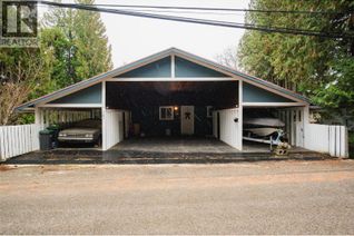 House for Sale, 701 10th Avenue, Castlegar, BC