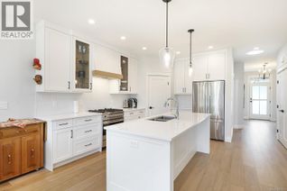 Condo for Sale, 1444 Crown Isle Dr #124, Courtenay, BC