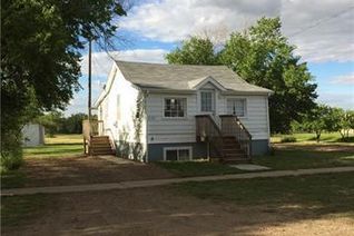 Bungalow for Sale, 132 3 Avenue E, Empress, AB