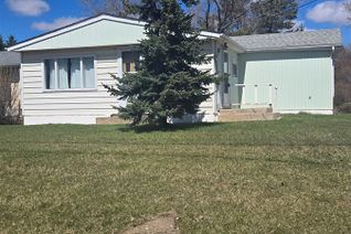 Bungalow for Sale, 832 Peters Avenue, Oxbow, SK