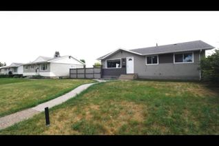Bungalow for Sale, 11319 137 Av Nw, Edmonton, AB