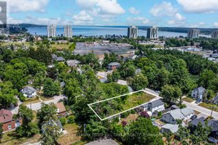 Property for Sale, 40 Perry Street, Barrie (Queen's Park), ON