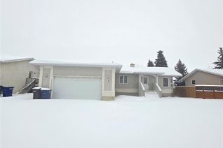 Bungalow for Sale, 8 Coupland Crescent, Meadow Lake, SK