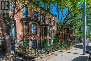 Townhouse for Sale, 360 R Dundas Street E #Ch#2, Toronto (Moss Park), ON