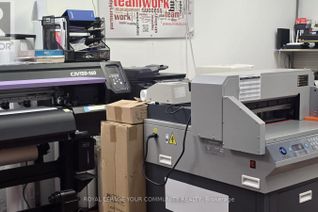 Property, 8108 Yonge Street #205, Vaughan (Uplands), ON