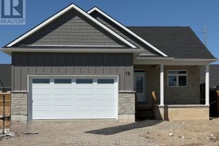Bungalow for Sale, 19 Lois Court, Lambton Shores (Grand Bend), ON