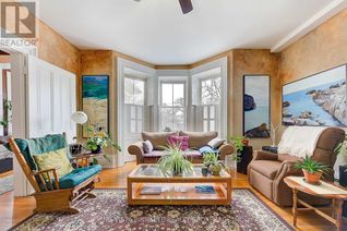 Property for Sale, 49 Ridout Street S #5, London South (South F), ON