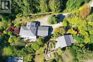 Detached House for Sale, 2855 Lacey Place, Roberts Creek, BC