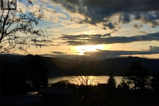 Detached House for Sale, 3812 Albrecht Road, Naramata, BC