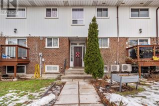 Property for Sale, 2 White Abbey Park #29, Toronto (Wexford-Maryvale), ON